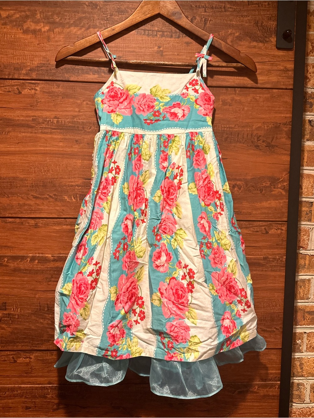 Girls Bonnie Jean size 6 party dress with tulle